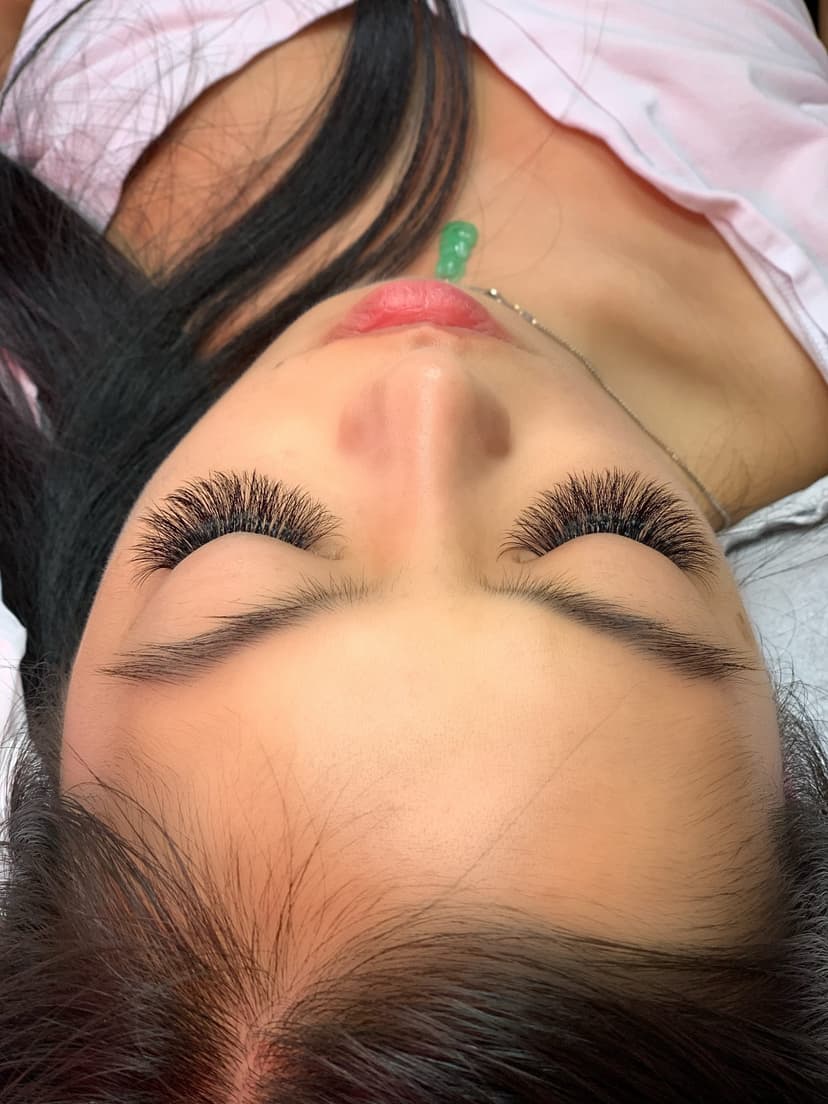 Classic lash extensions