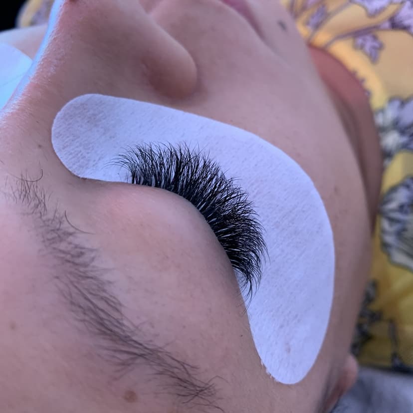 Volume lashes from above